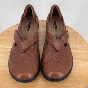 Clarks Cushion Soft Shoes Womens 8 Brown Leather Fisherman Hook & Loop Comfort